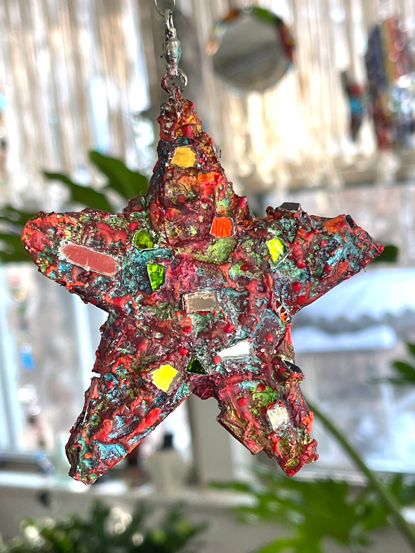 Repurposed crunchy bottle cap 4" star with sparkly mirror bits