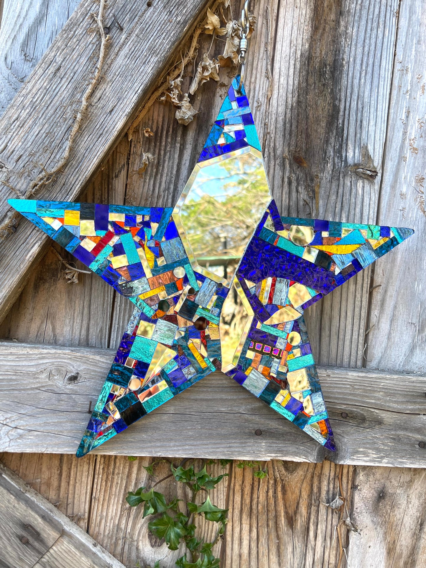 Sparkling 14” Mirror Mosaic Star