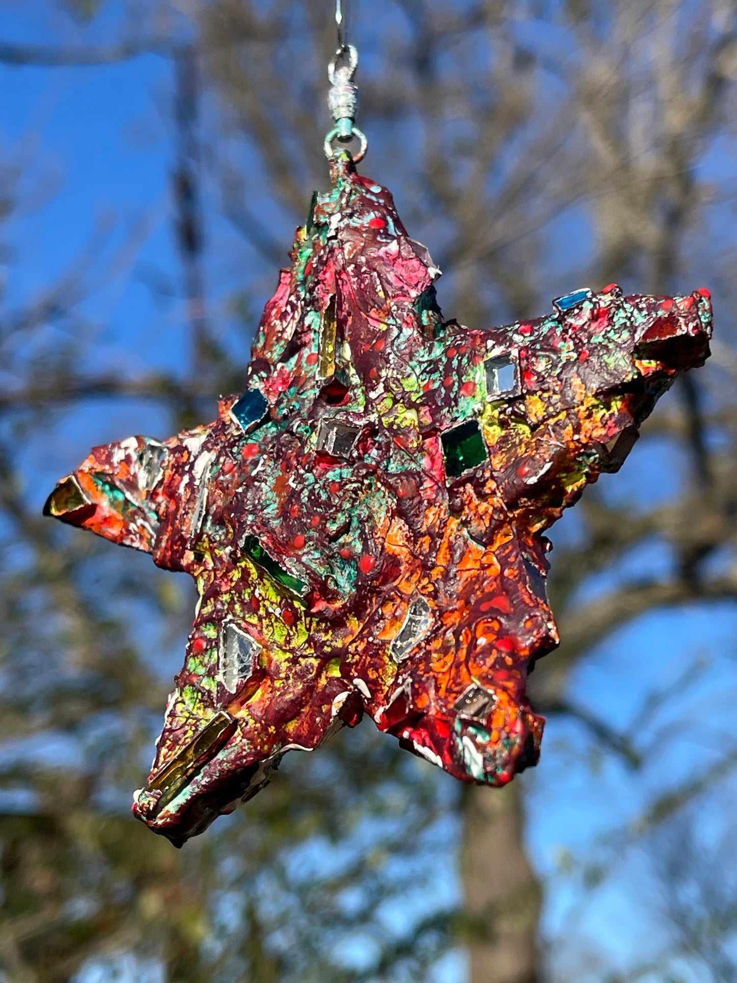 Crunchy repurposed 4” star on swivel