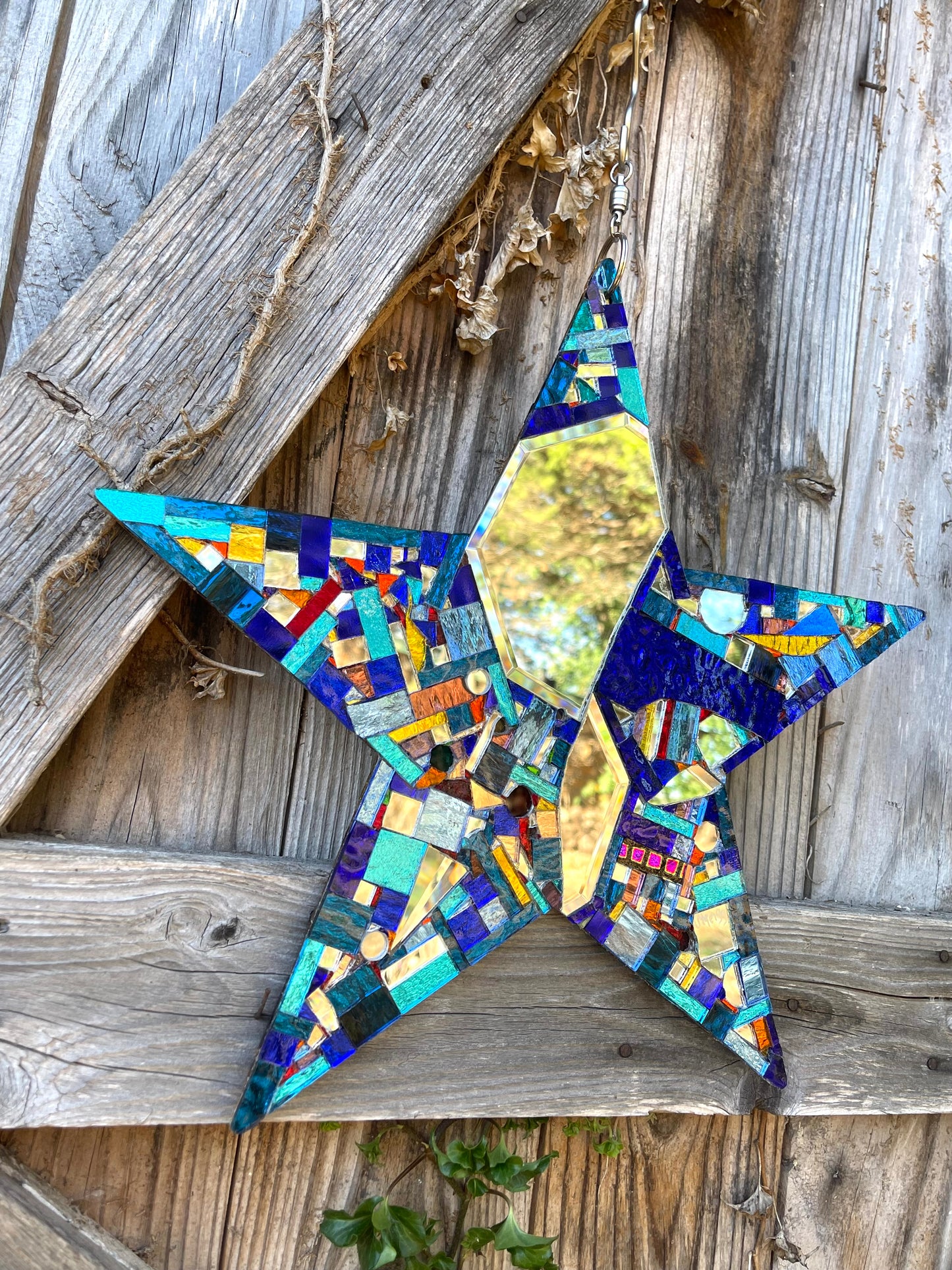 Sparkling 14” Mirror Mosaic Star