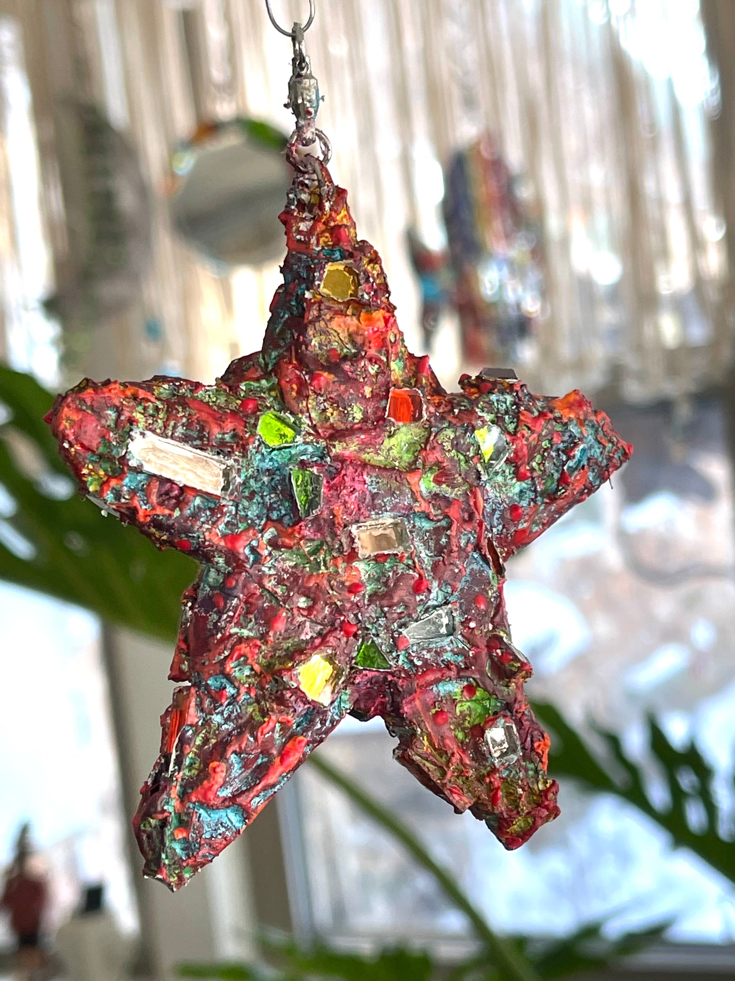 Repurposed crunchy bottle cap 4" star with sparkly mirror bits